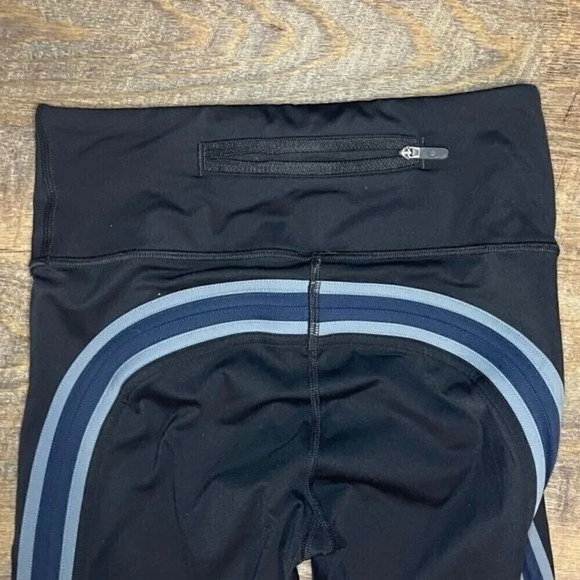 Lululemon Run Crew Tight 28” Sz 4 - Picture 5 of 8
